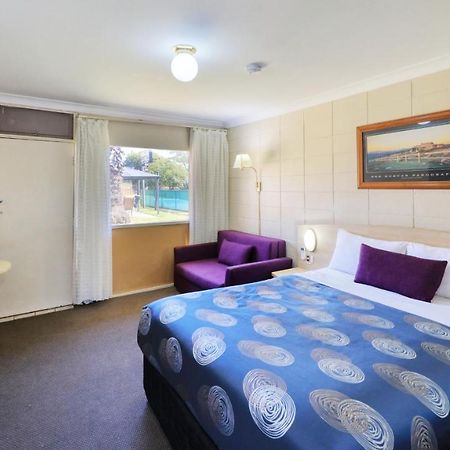 Cootamundra Gardens Motel Extérieur photo