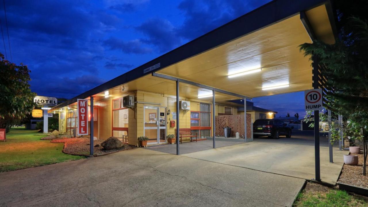 Cootamundra Gardens Motel Extérieur photo