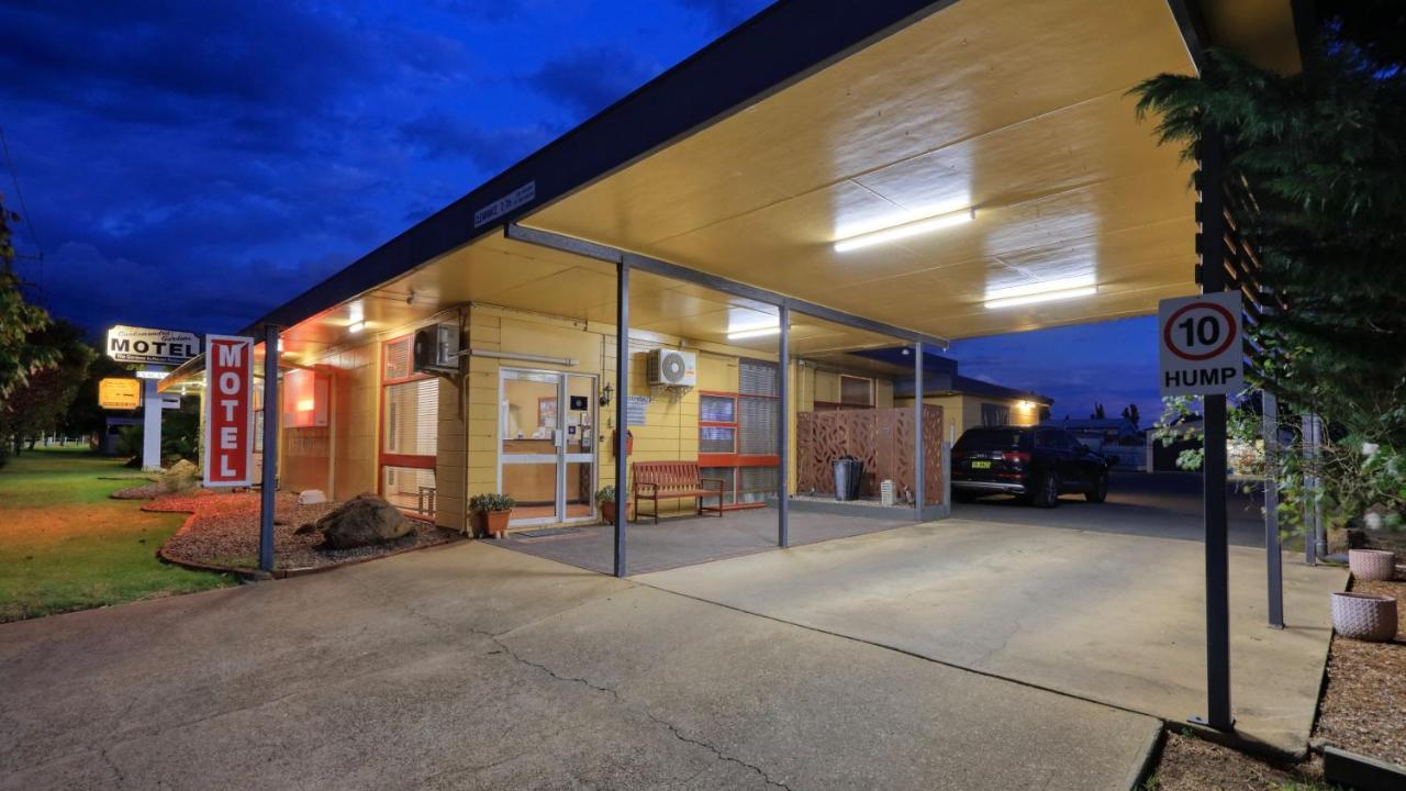 Cootamundra Gardens Motel Extérieur photo