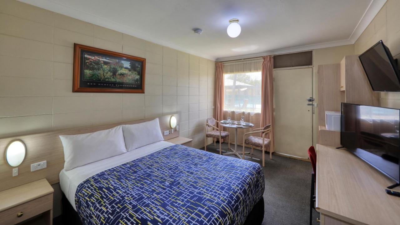 Cootamundra Gardens Motel Extérieur photo